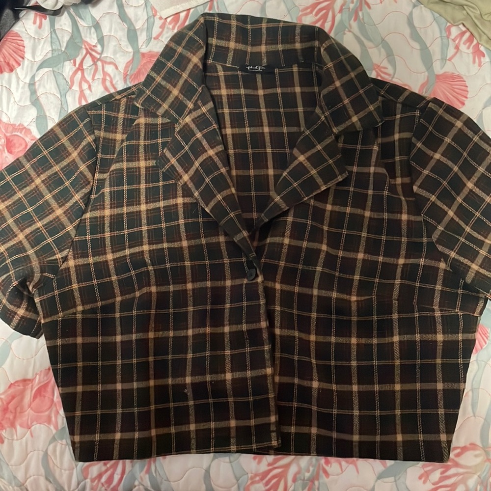 J. Galt Brandy Melville Cropped Collared Button Up